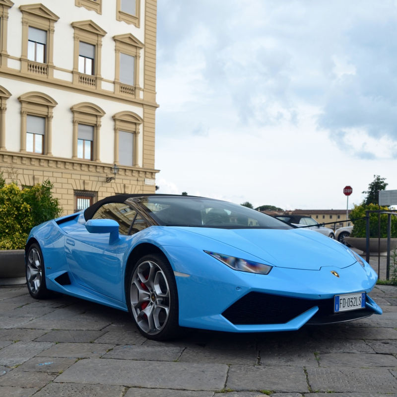 Illustration for article titled Random Lambo rally outside my hotel (Florence, Italy)